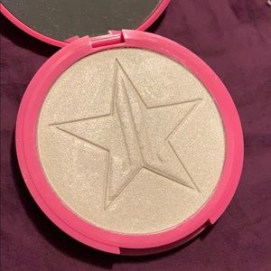 Ice cold Jeffree Star skin frost